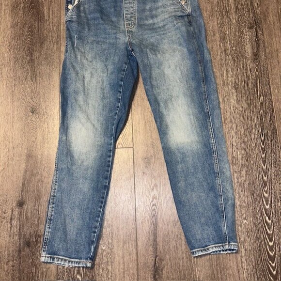 Old Navy Womens Blue Straight Leg Overalls Denim Jeans Size 10 Slight Distressed - Picture 2 of 8